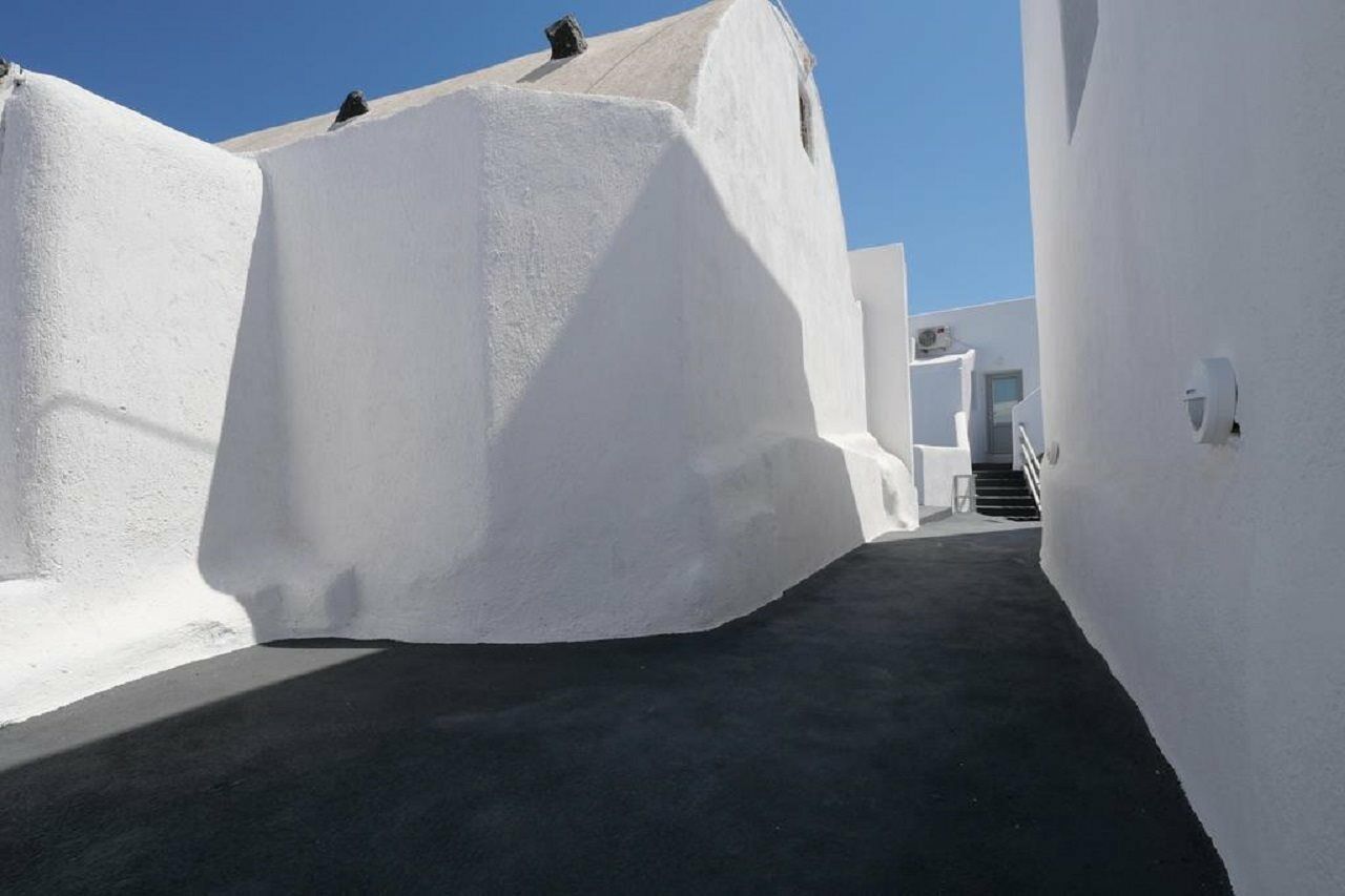 Отель Santorini Spirit Тира Экстерьер фото